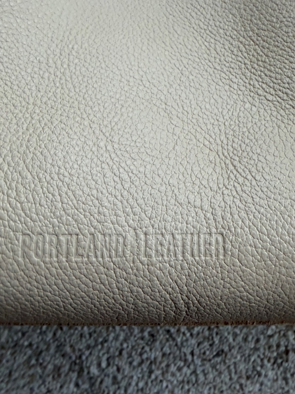 Portland Leather Ivory/light beige Pebbled Leather Tote - Picture 3 of 4